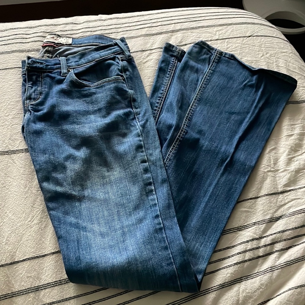 Hollister 26/35 Cali Flare Jeans